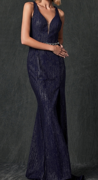 COPY - EVENING GOWN. FITTED CRISS CROSS OPEN BACK PROM - Picture 2 of 9